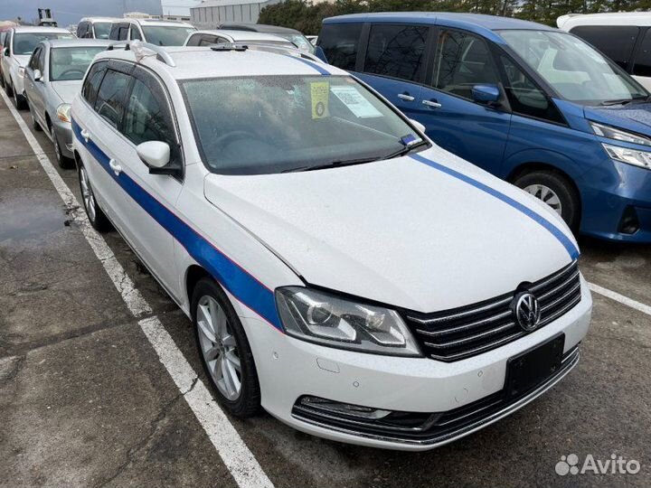 Дефлектор радиатора левый Vw Passat B7 1.4 CAX