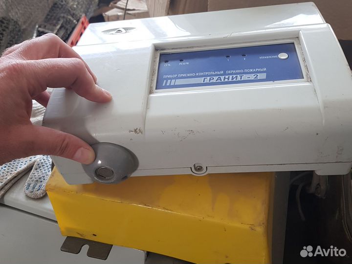 Прибор приемно-контрольный хранно-пожарный гранит2