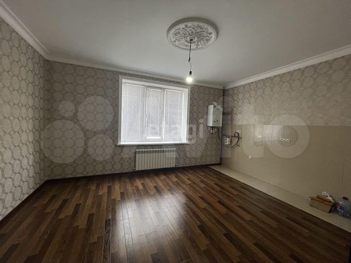 3-к. квартира, 133 м², 2/3 эт.