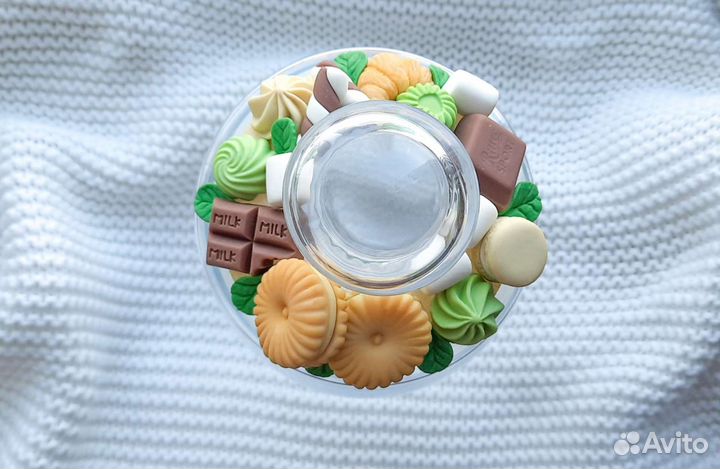 Баночка с декором из полимерной глины