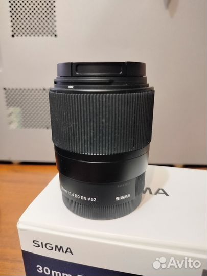 Sigma 30mm f/1.4 DC DN Contemporary Sony E