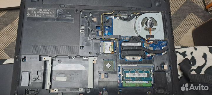 Ноутбук на запчасти