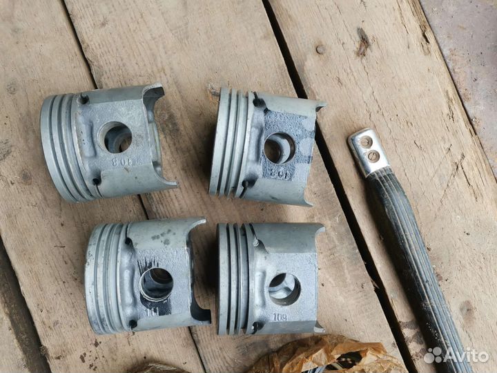 Поршни 53 1004015