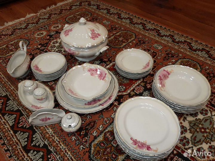 Столовый сервиз Коростень