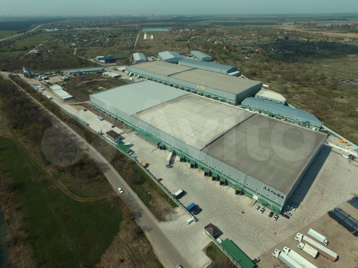 Склад, 7560 м²