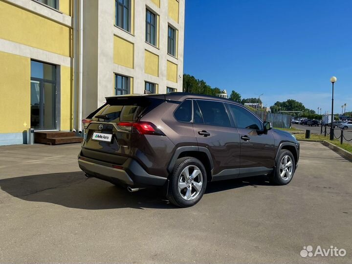 Toyota RAV4 2.0 CVT, 2021, 42 000 км