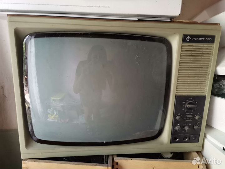 Телевизор черно белый