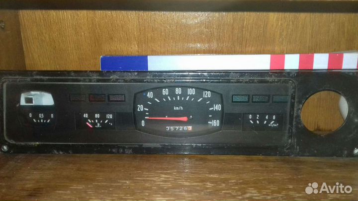 Щиток приборов газ 24