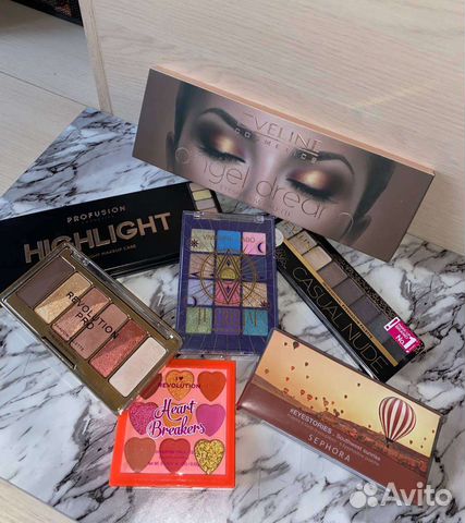 Косметика палетки помады