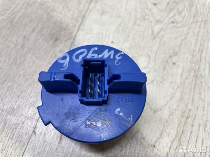 Резистор моторчика печки - Mercedes Sprinter W906