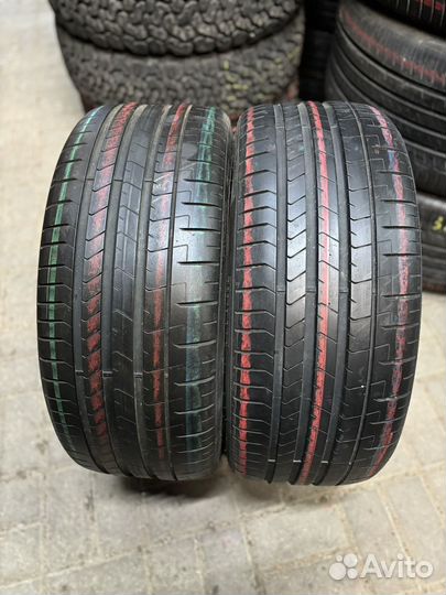 Pirelli P Zero PZ4 235/35 R20 92Y