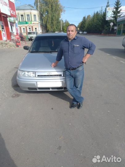 Водитель сочленённого самосвала