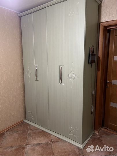 Продам шкаф купе бу