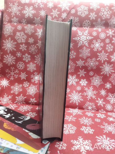 Книга «Караваль»