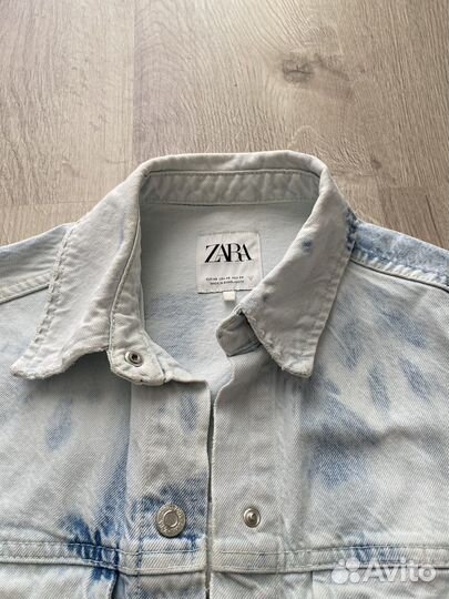 Джинсовая рубашка zara