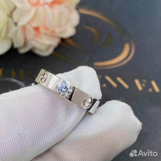 Cartier Love Solitaire кольцо, белое золото