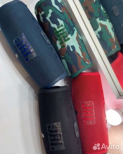 Портативная колонка Charge 5