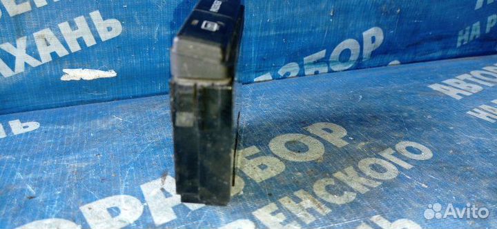 Блок кнопок Toyota Avensis седан 1ZZ-FE 2005