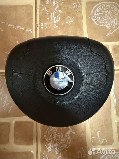 Подушка в руль BMW e90 под ремонт