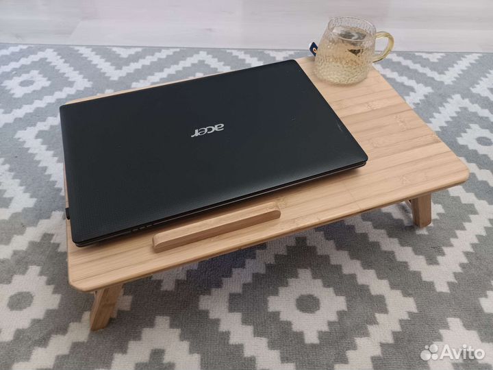 Столик для ноутбука и завтрака