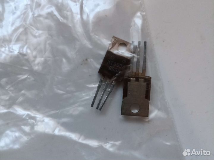 Транзистор кт859а