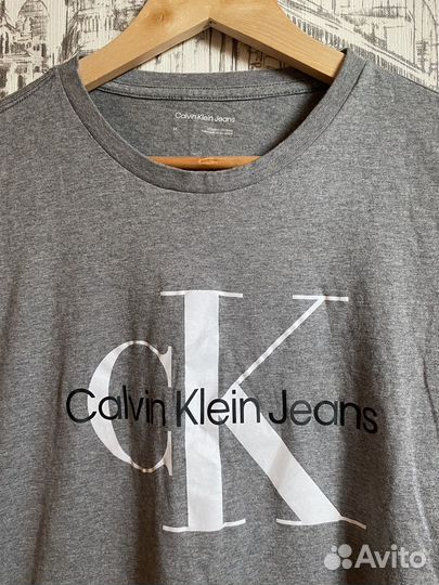 Calvin klein футболка m