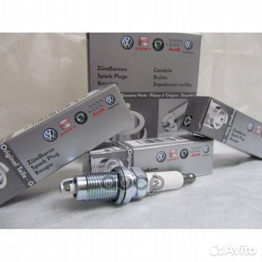 Свеча зажигания VW/skoda 1.4 FSI 06 101905626