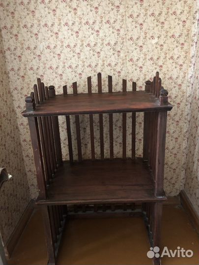 Этажерка для книг из натурального дерева