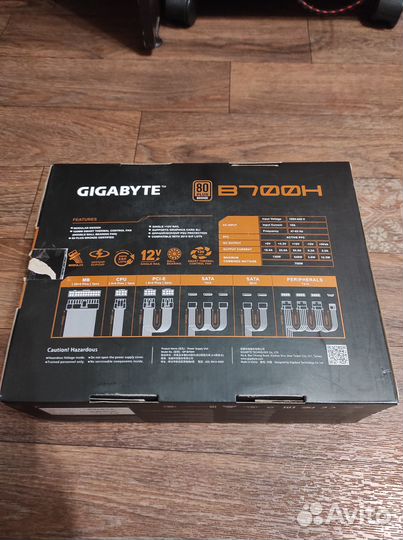 Блок питания 700w Gigabyte b700h