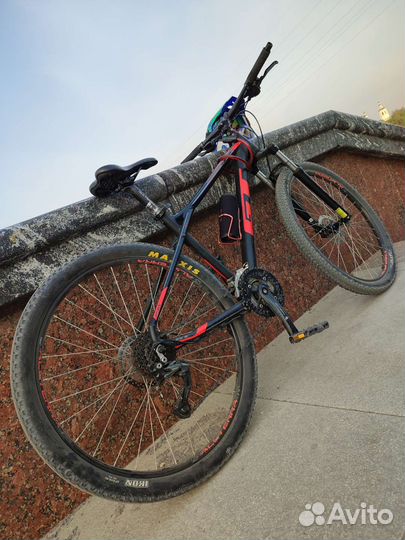 Gt avalanche sport 27.5
