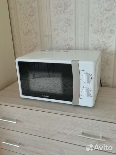 Микроволновая печь Leran