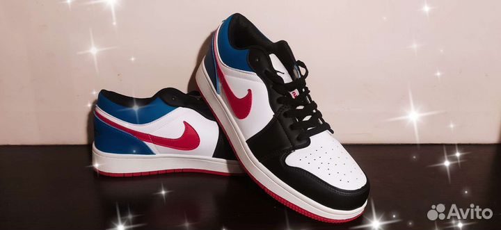 Кроссовки Nike