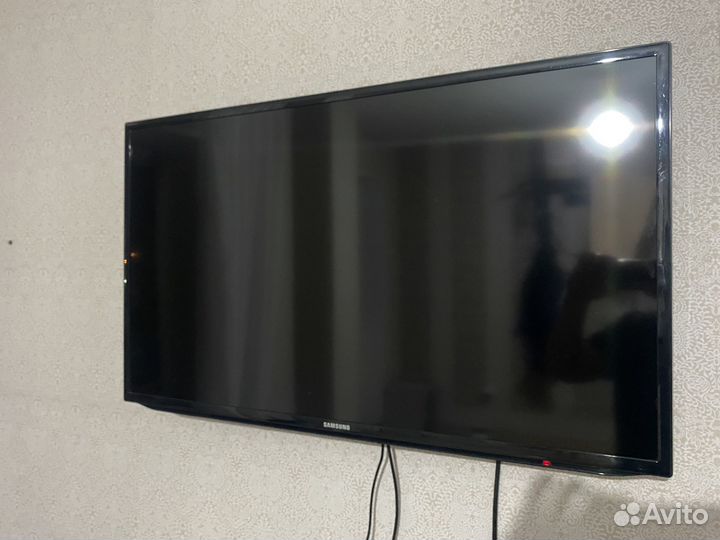 Телевизор samsung 40-41