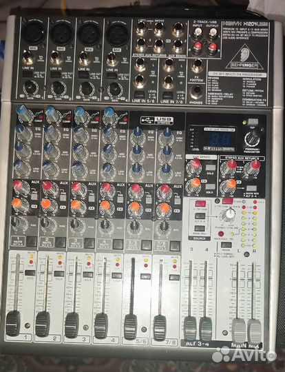 Микшерный пульт behringer FX 1204 usb