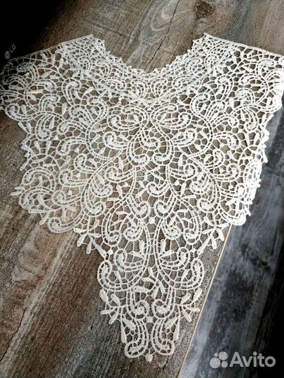 Кружевной воротник