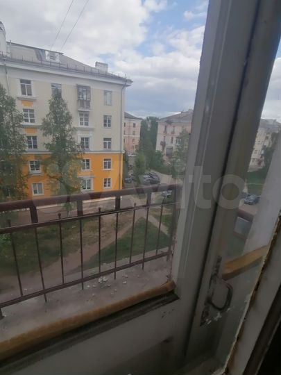 2-к. квартира, 54 м², 4/5 эт.