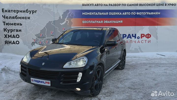 Моторчик стеклоподъемника задний правый Porsche Cayenne (9PA) 95562470401