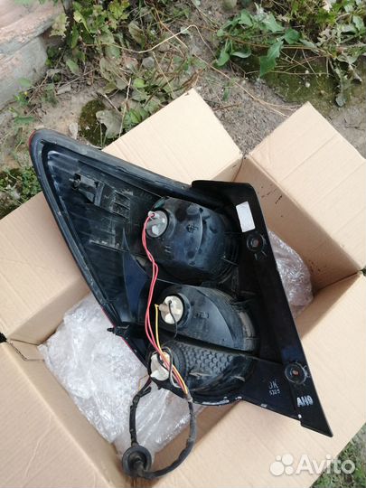 Задняя правая фара авео т300