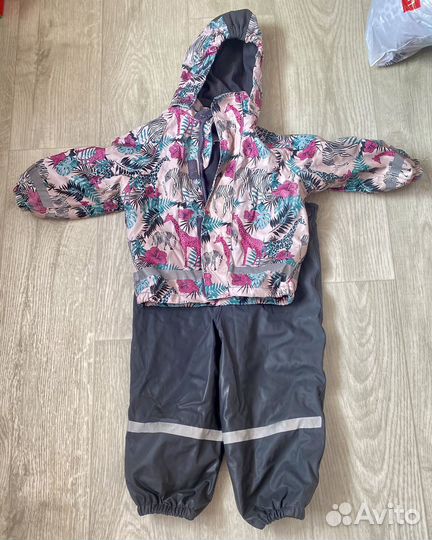 Демисезонный костюм на девочку 86/92