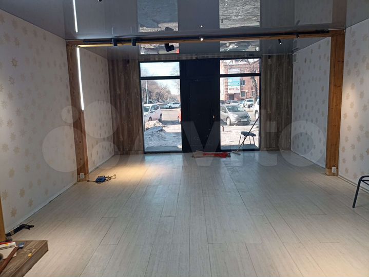 Торговая площадь, 60 м²