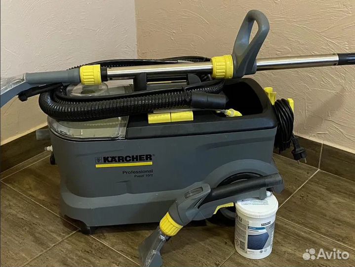 Профессиональный моющий пылесос Karcher puzzi 10/2