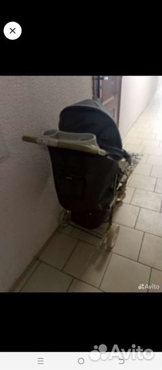 Прогулочная коляска