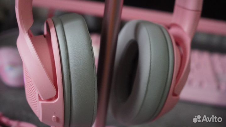 Наушники Razer Kraken Kitty V2 с подставкой