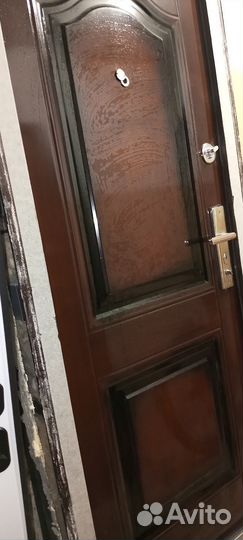 Металлическая дверь бу
