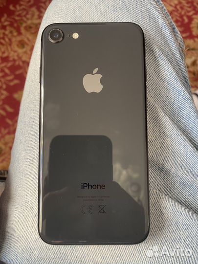 iPhone 8, 64 ГБ