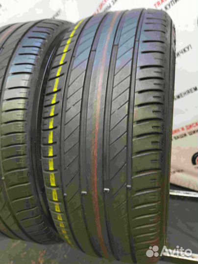 Kleber Dynaxer HP4 215/55 R17 94W
