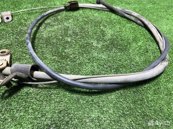 Трос стояночного тормоза Toyota Hilux Surf KZN185