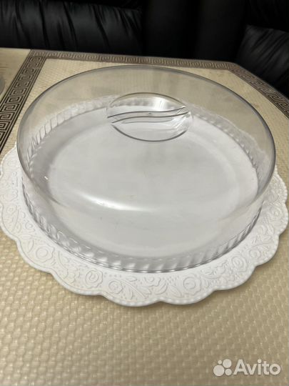 Тортовница с крышкой