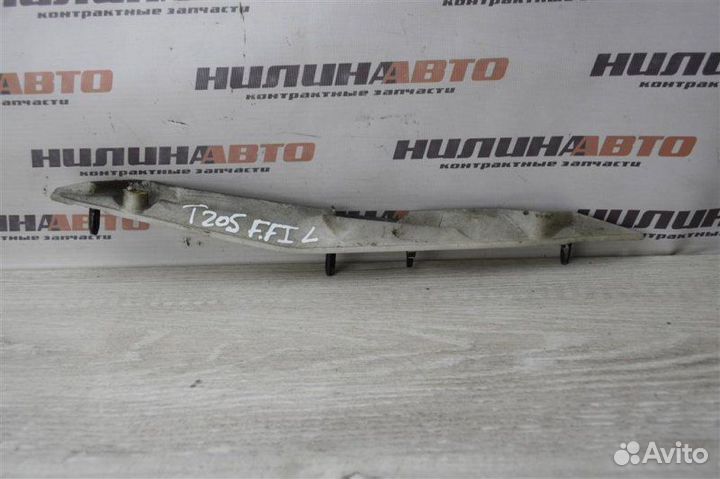 Кронштейн переднего бампера левый Ford Focus 1