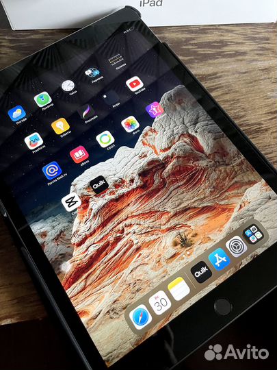 Планшет Apple iPad 2021 64 GB